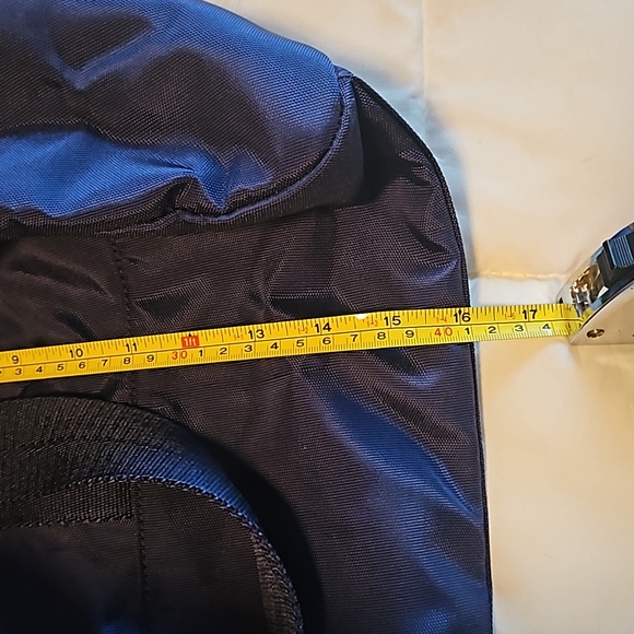 Vineyard Vines Target Weekender Duffel Bag NWT - Picture 11 of 12